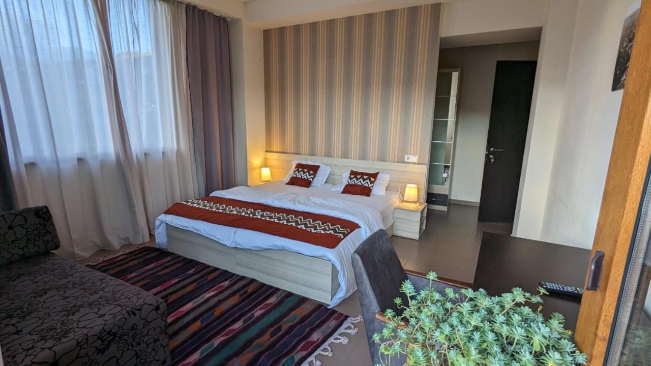 Melia Hotel Гудаури Екстериор снимка